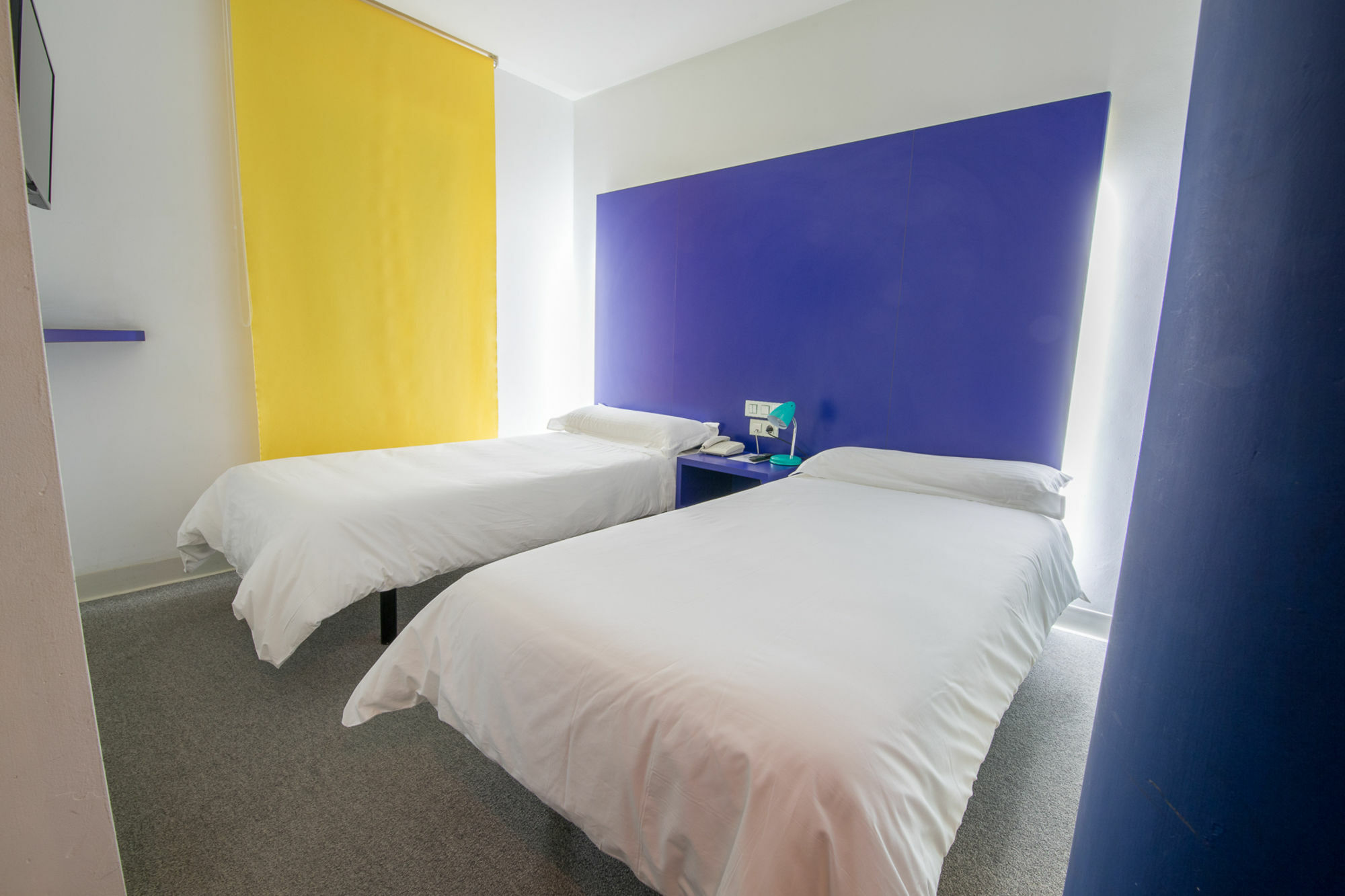 Hostal Albany เลออน ภายนอก รูปภาพ
